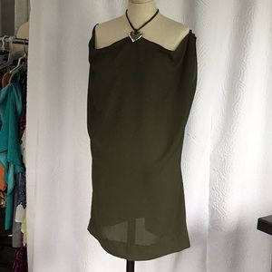 Green slip dress with crossed straps🦚